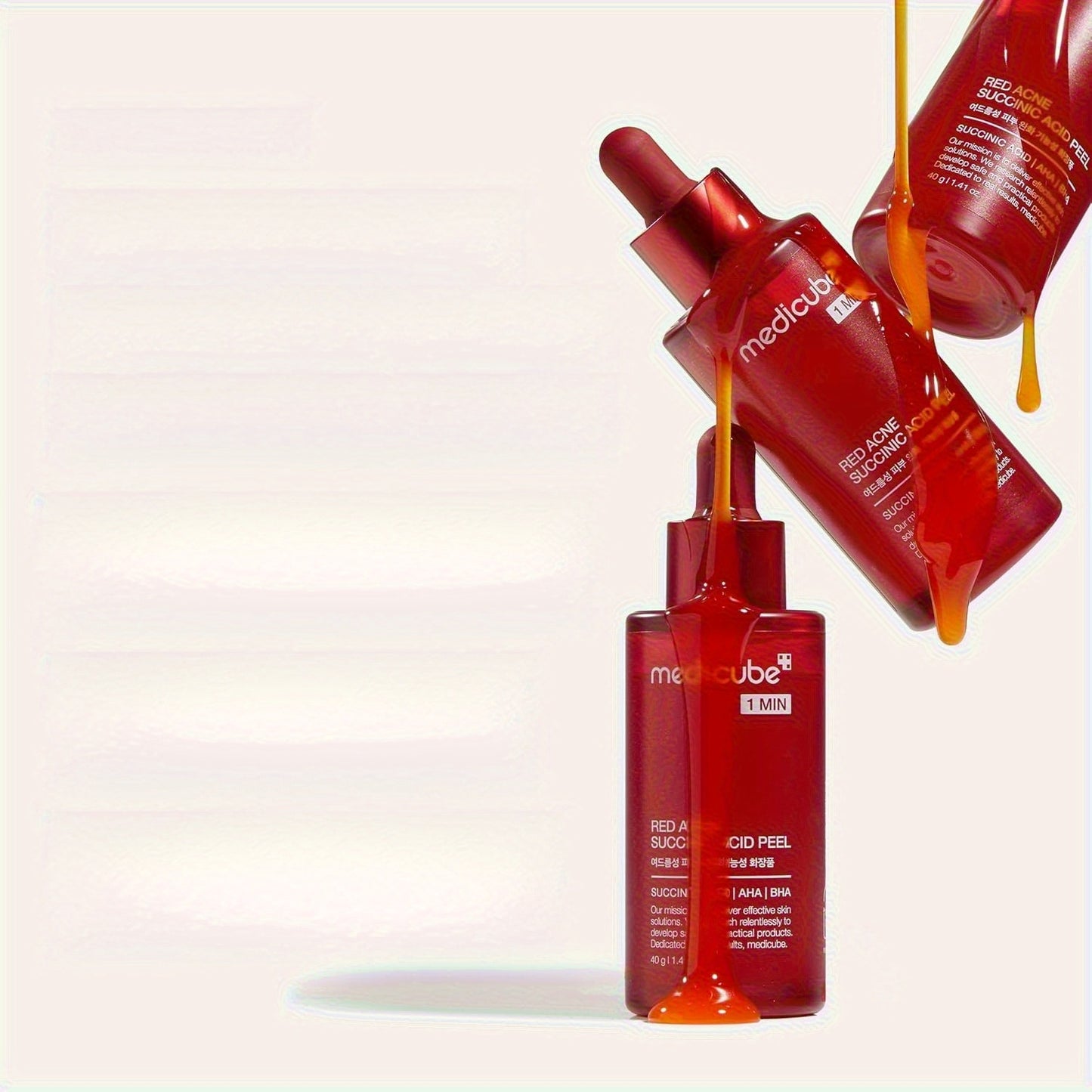 Medicube 21% AHA+BHA+Ammonia Off Cleansing Essence